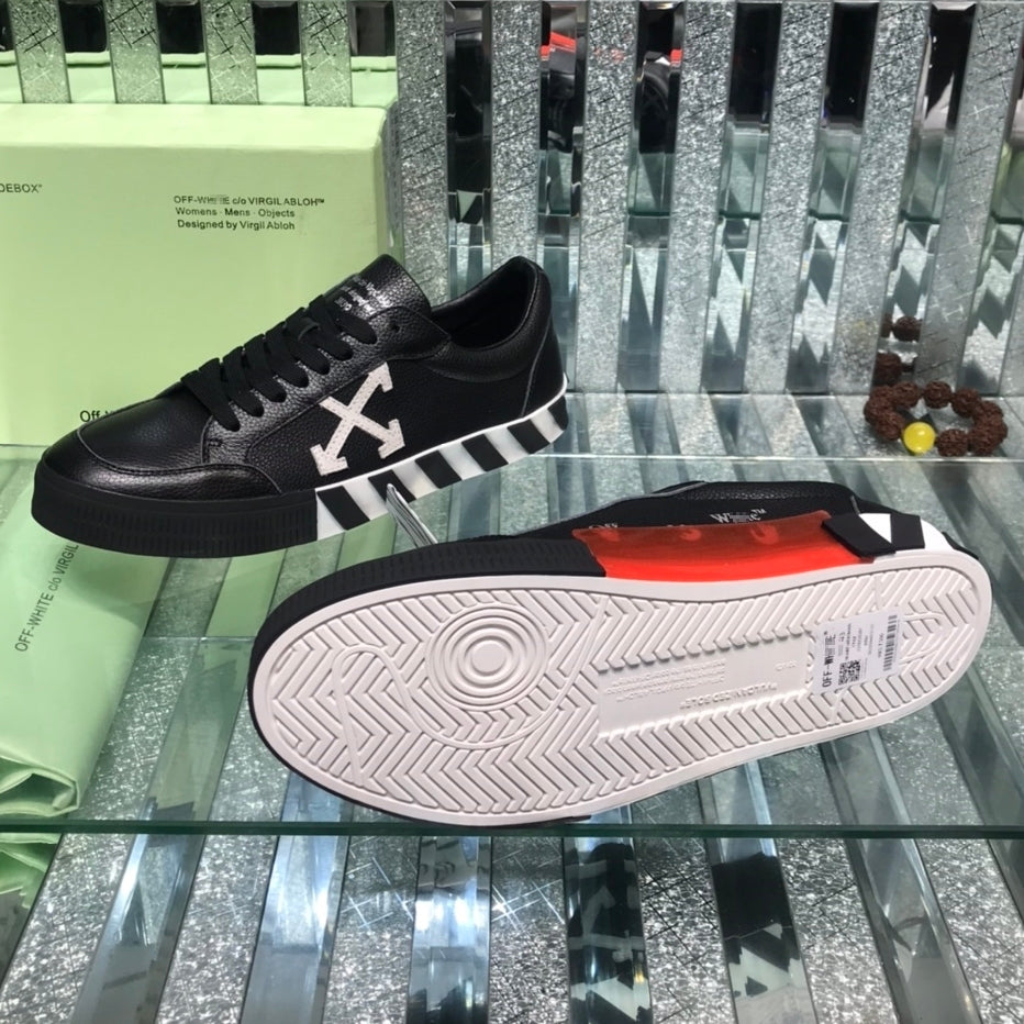 OFF-Whlte sneakers #55 4-Bar