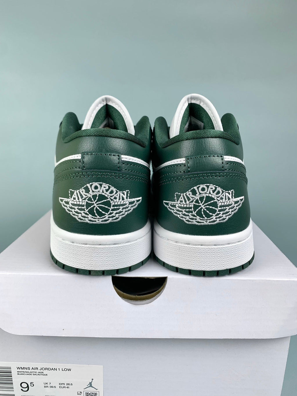 Air Jordan 1 Low Olive Green and White Unisex Sneakers DC0774-113 detail view 6