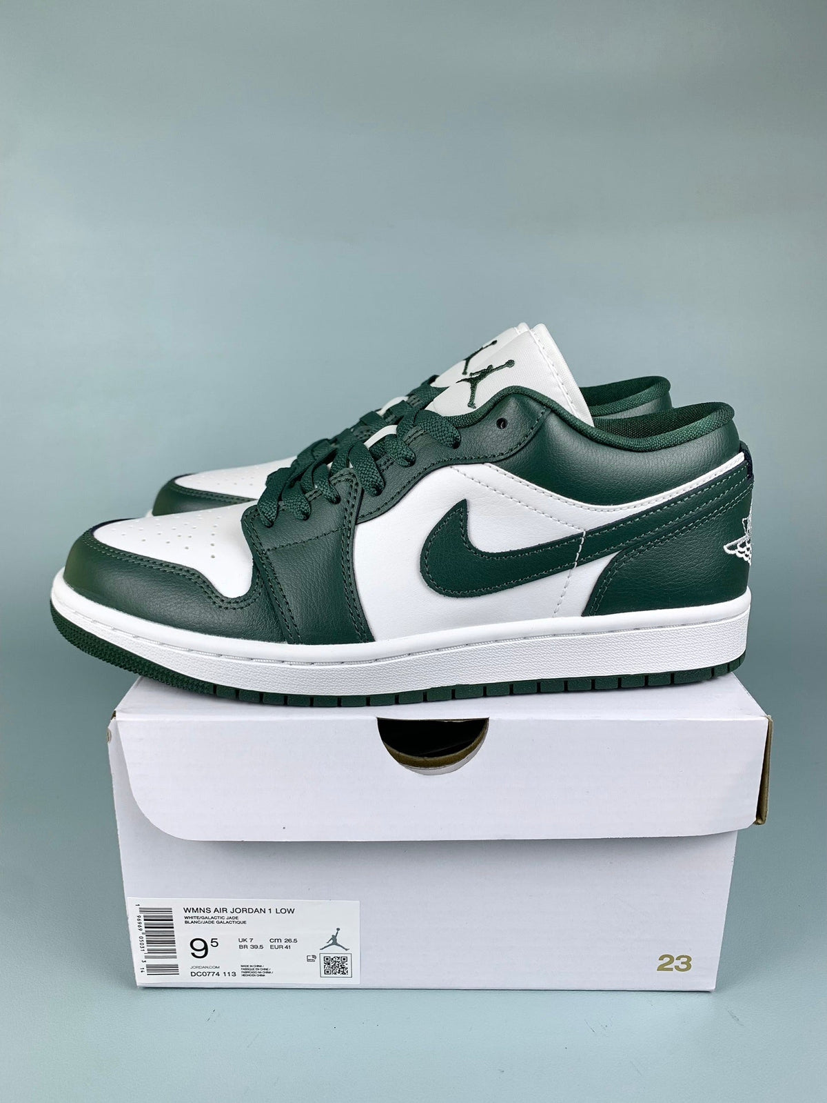 Air Jordan 1 Low Olive Green and White Unisex Sneakers DC0774-113 detail view 2