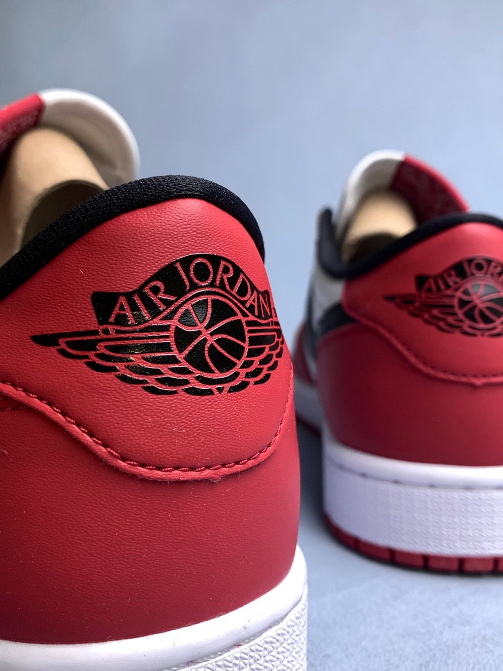 Air Jordan 1 Low White/Red Chicago 705329-600 Unisex Sneakers detail view 6