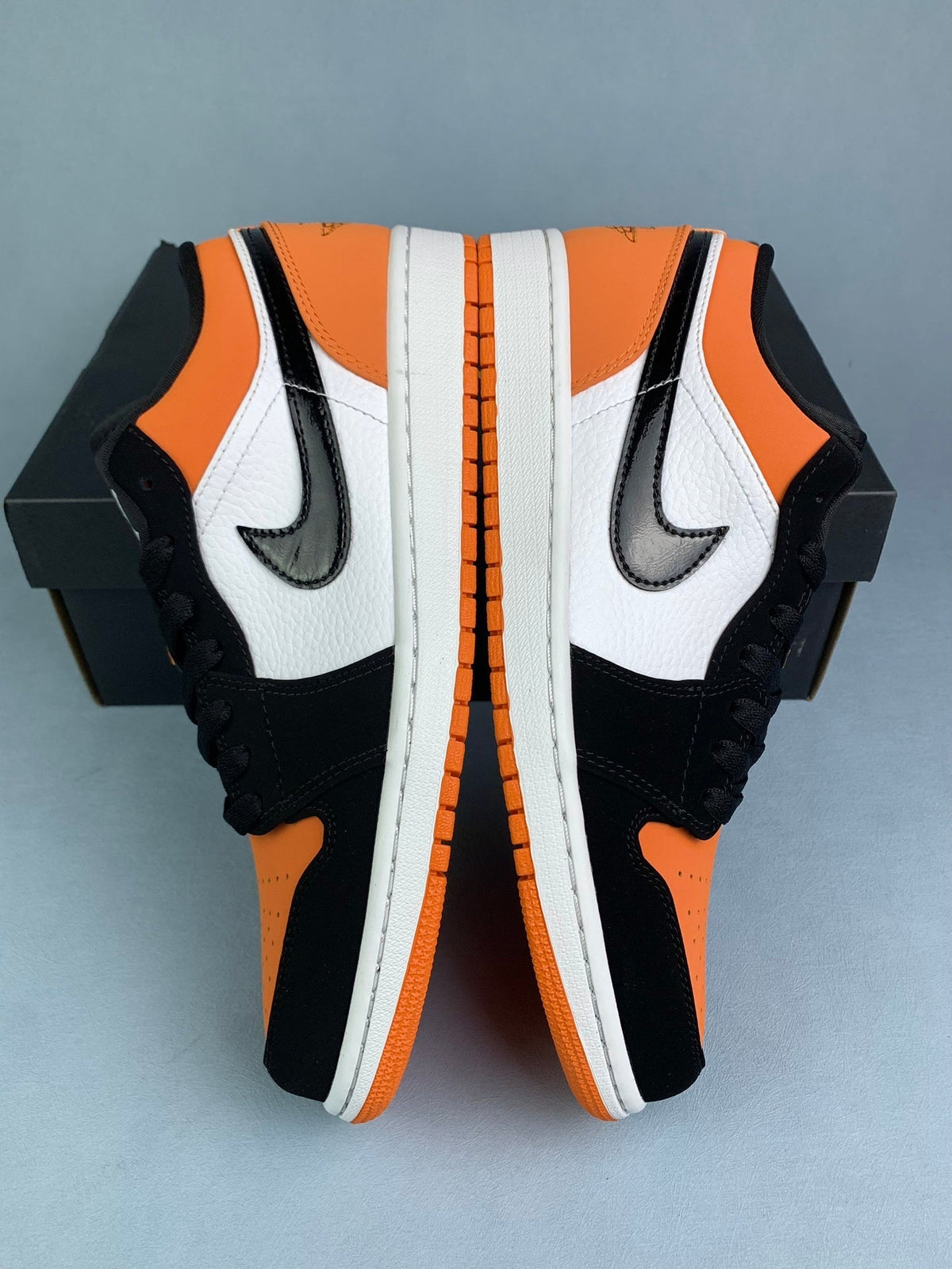 Air Jordan 1 Low Black Shattered Backboard 553558-128 Unisex Sneakers detail view 3
