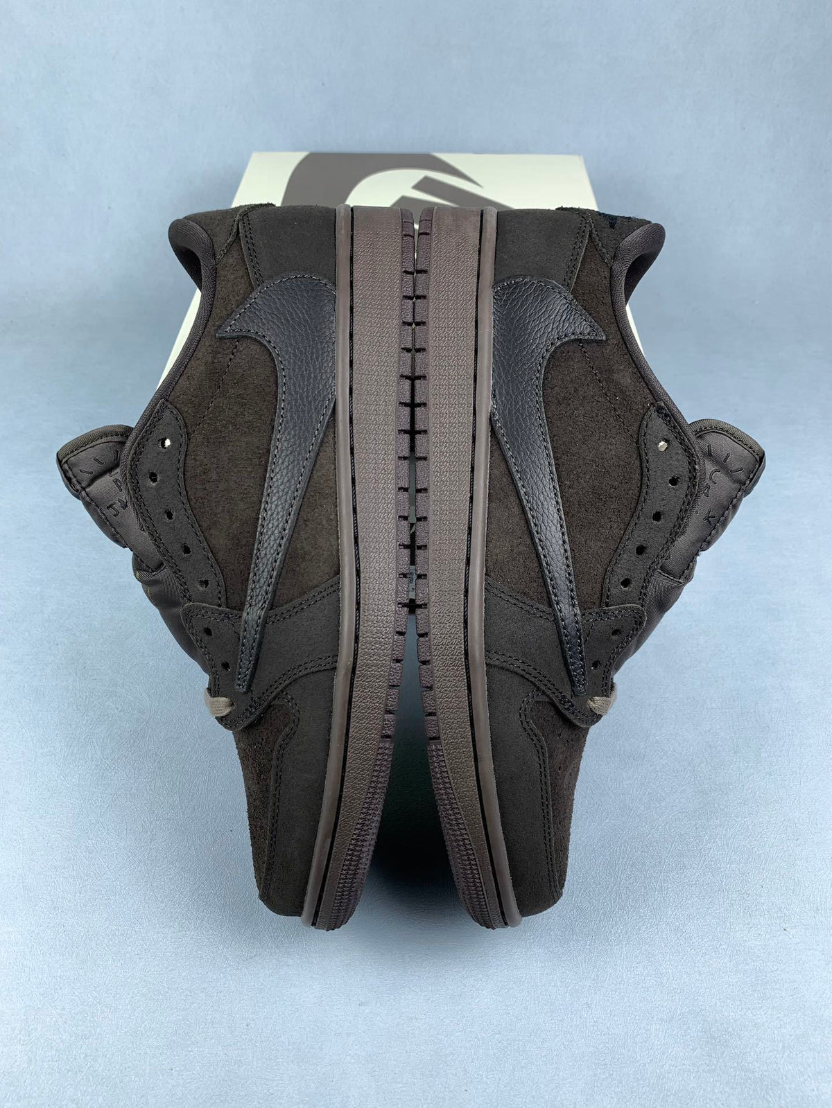 Air Jordan 1 Low Velvet Brown Black-Brown Unisex Sneakers DM7866-202 detail view 4
