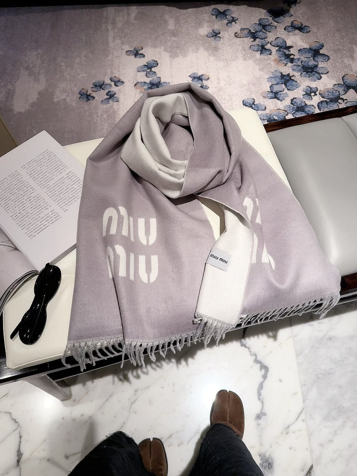 Miu Miu Style Oversized Logo Fringe Scarf product detail 5