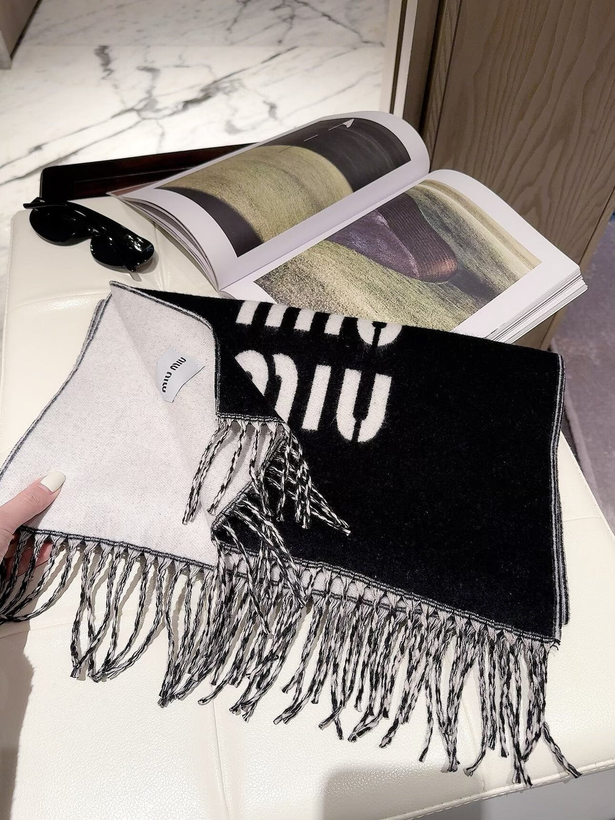 Miu Miu Style Oversized Logo Fringe Scarf product detail 6