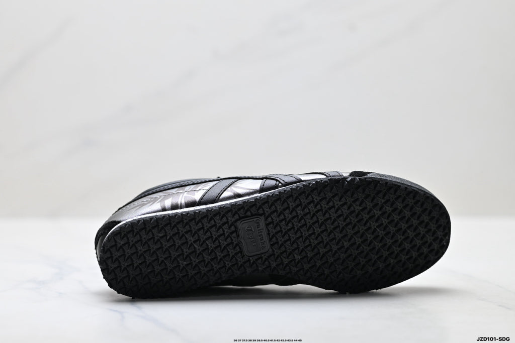 Onitsuka Tiger Retro Low Top Black Tonal Unisex Shoes Style 03 detail view 9
