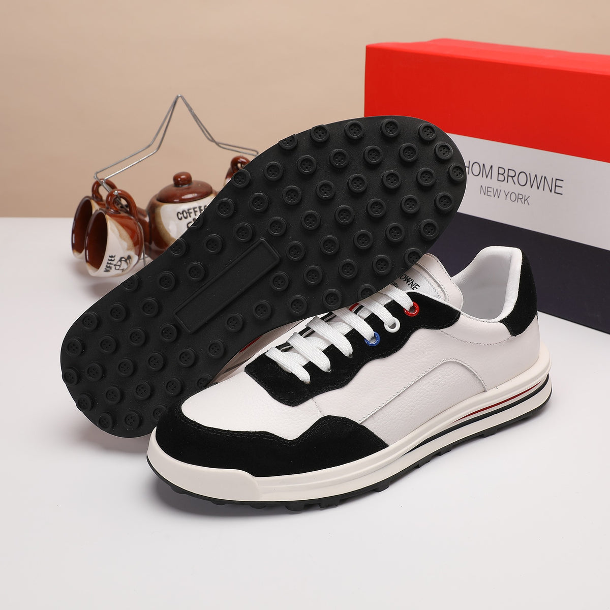 Thom Browne Men’s Black White Colorblock Runner Sneakers – product detail view 7