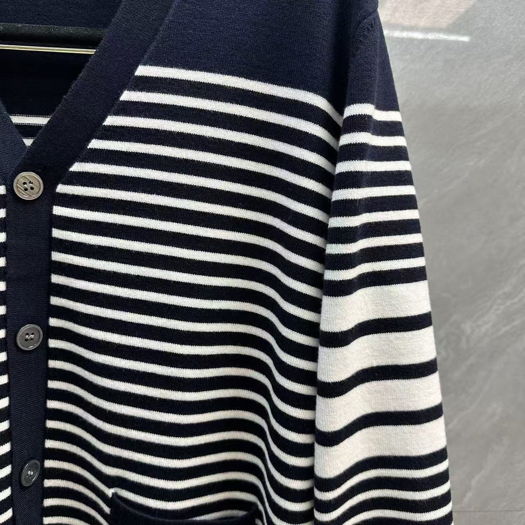 Thom Browne Interval Stripe Contrast Knit Cardigan detail view 11