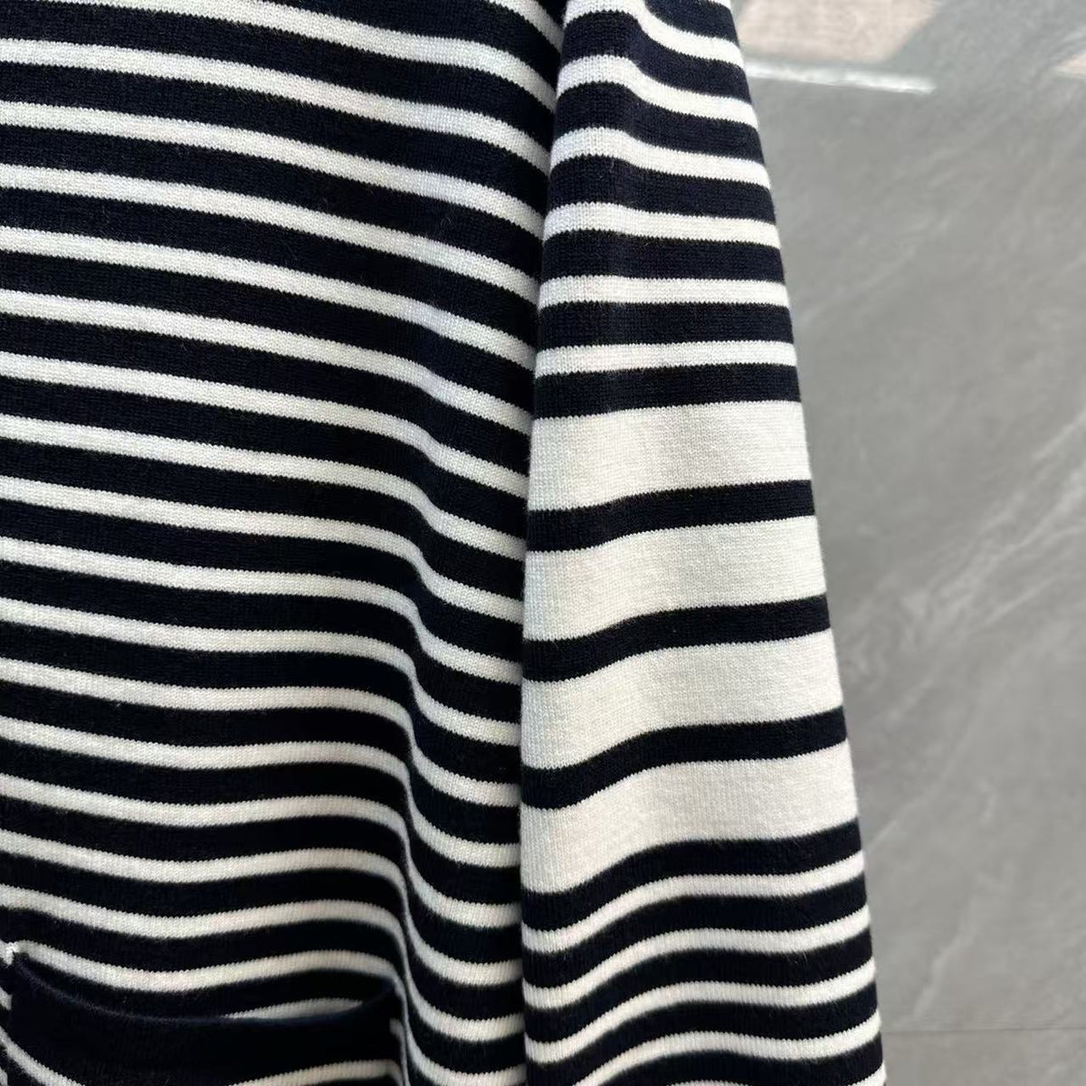 Thom Browne Interval Stripe Contrast Knit Cardigan detail view 12