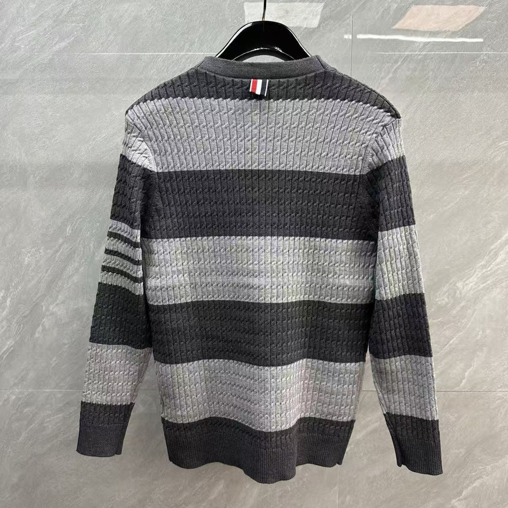 Thom Browne Wide Stripe Contrast Cable-Knit Cardigan detail view 5