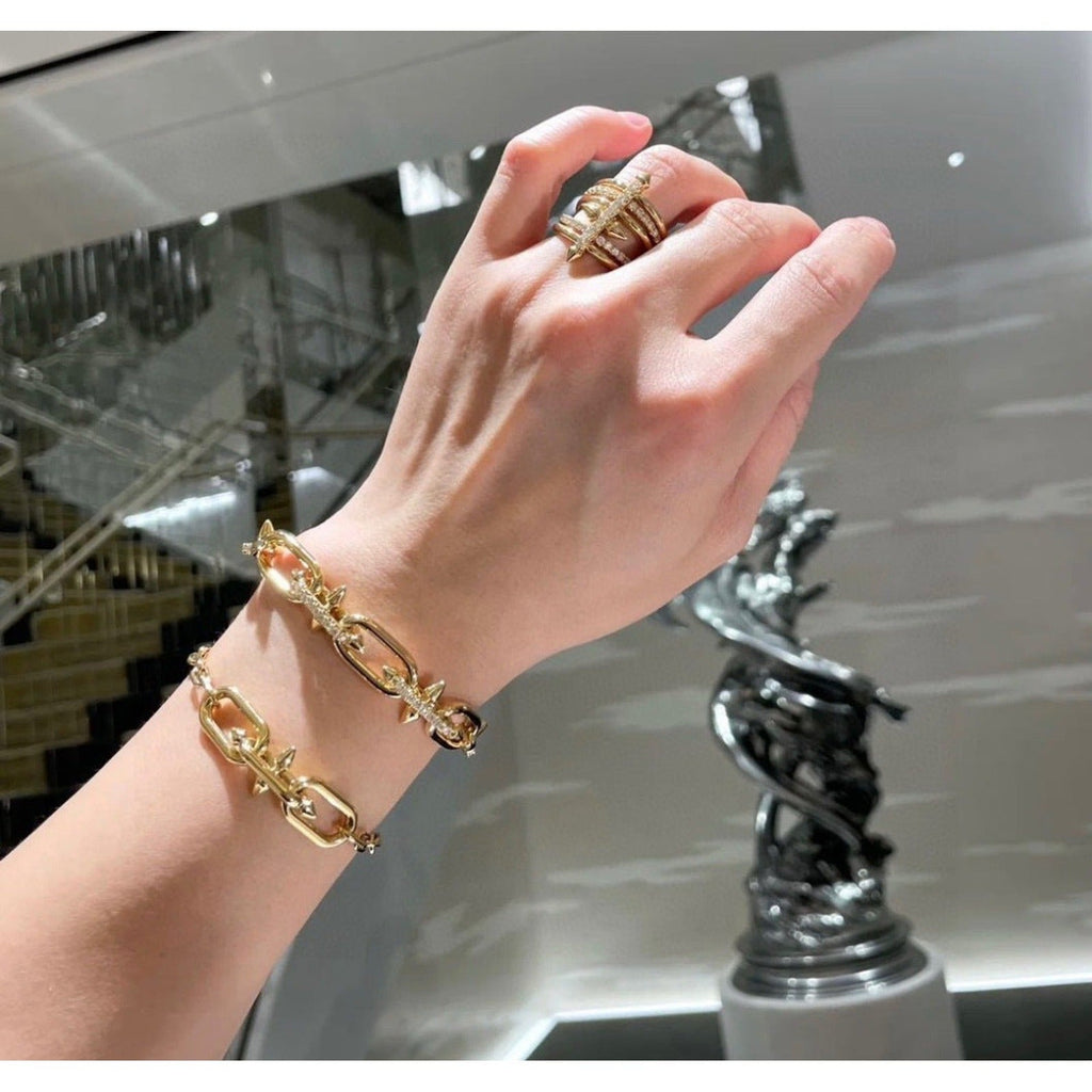 Tiffany & Co. Trident Link Bracelet detail 4