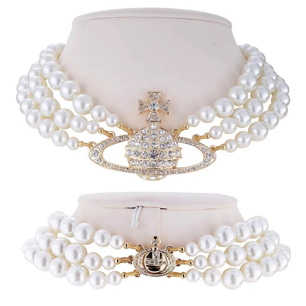Vivienne Westwood Style Triple Pearl Orb Necklace detail 1