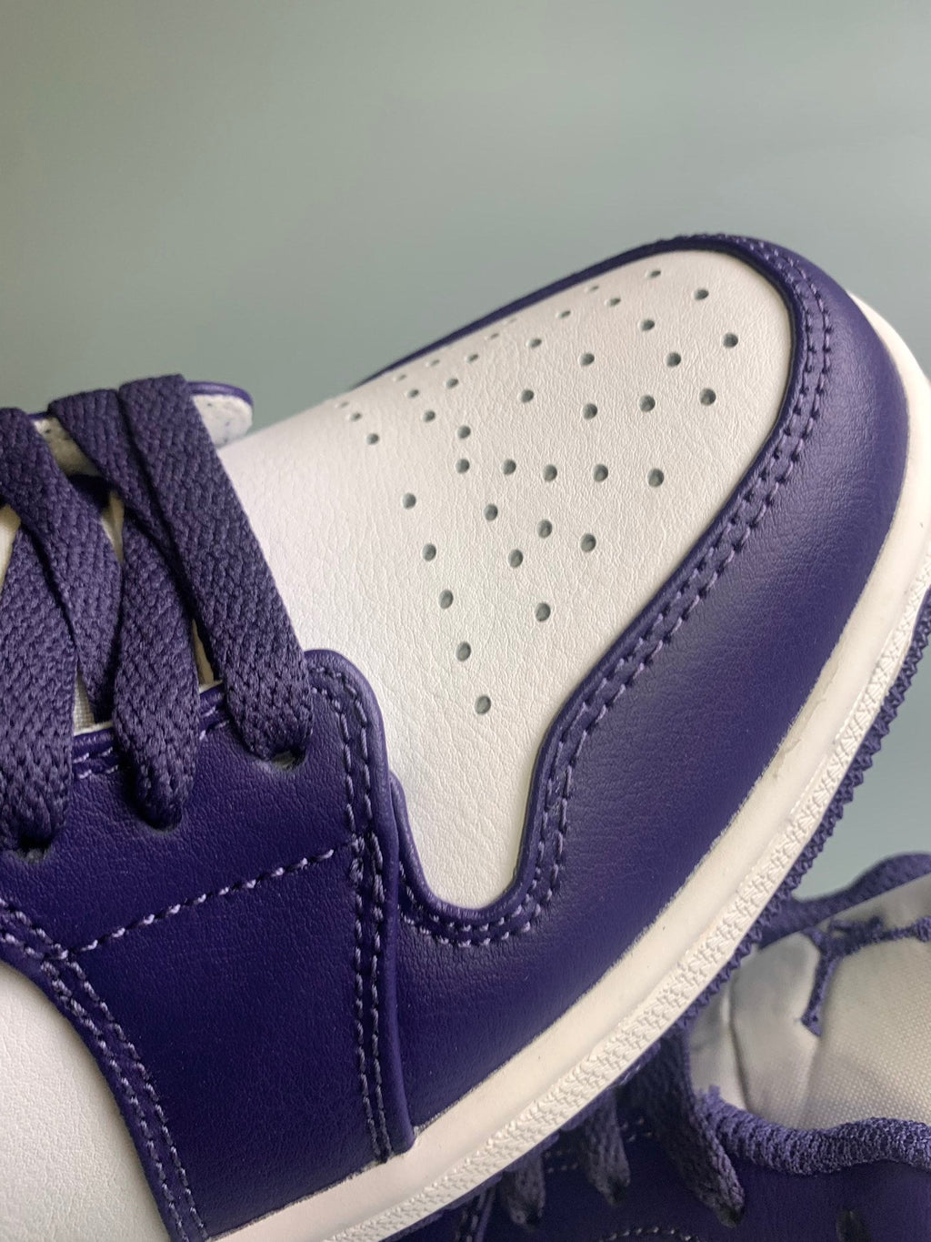 Air Jordan 1 Low White/Purple 553558-515 Unisex Sneakers detail view 6