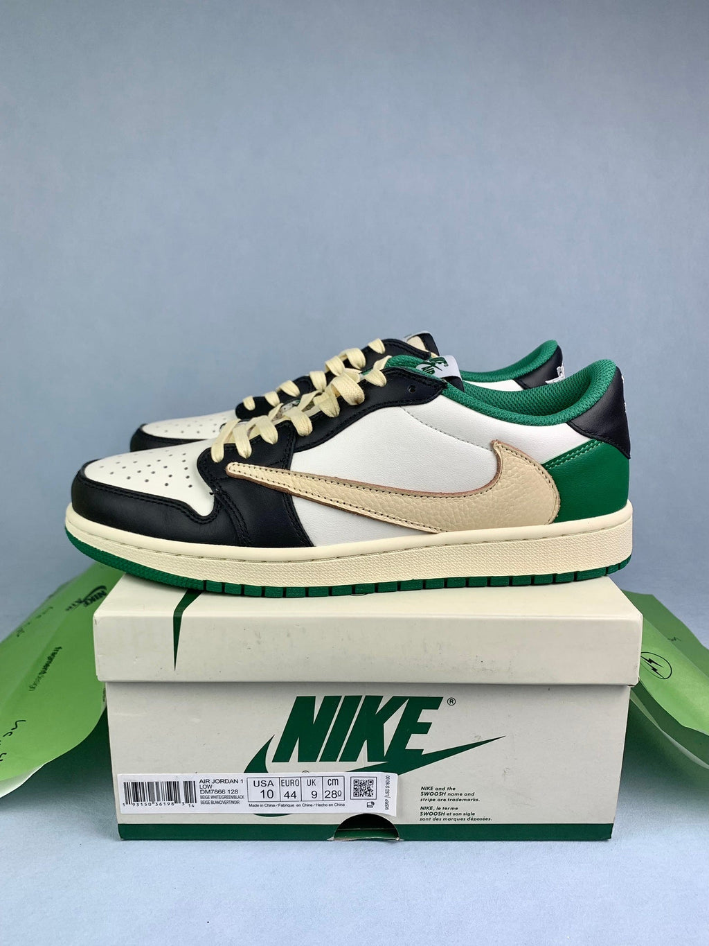 Air Jordan 1 Low Black/Green Unisex Sneakers DM7866-128 detail view 2