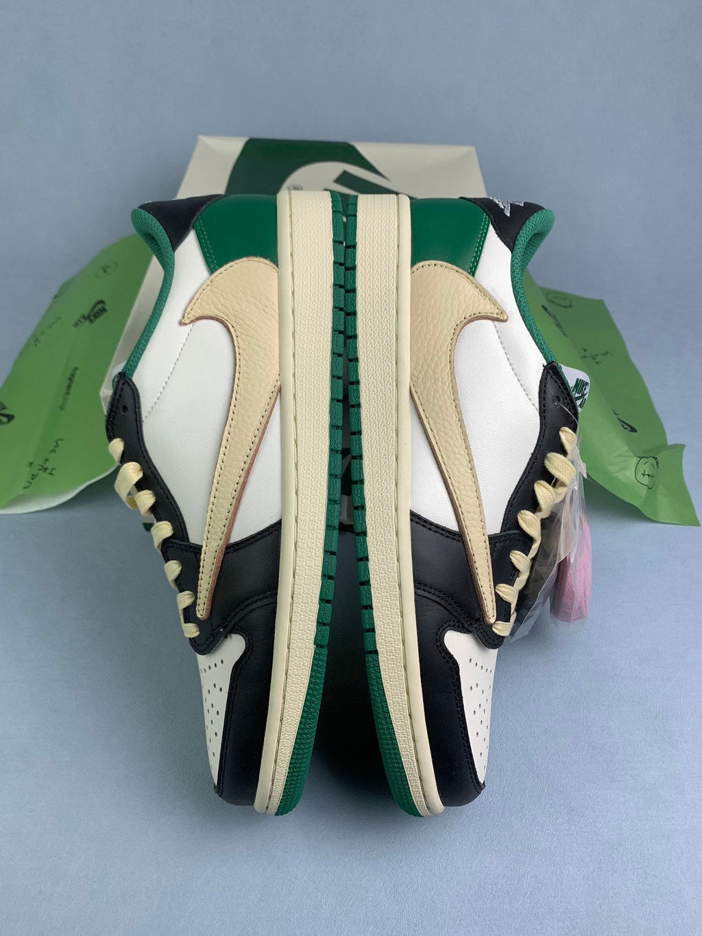 Air Jordan 1 Low Black/Green Unisex Sneakers DM7866-128 detail view 3