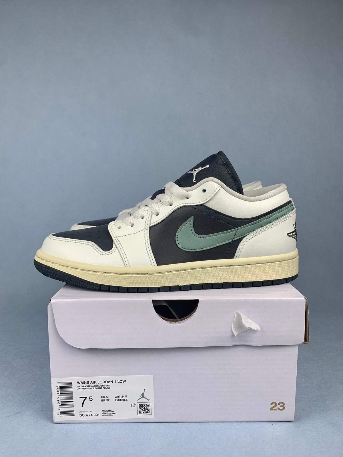 Air Jordan 1 Low Black/Green Unisex Sneakers DC0774-001 detail view 2
