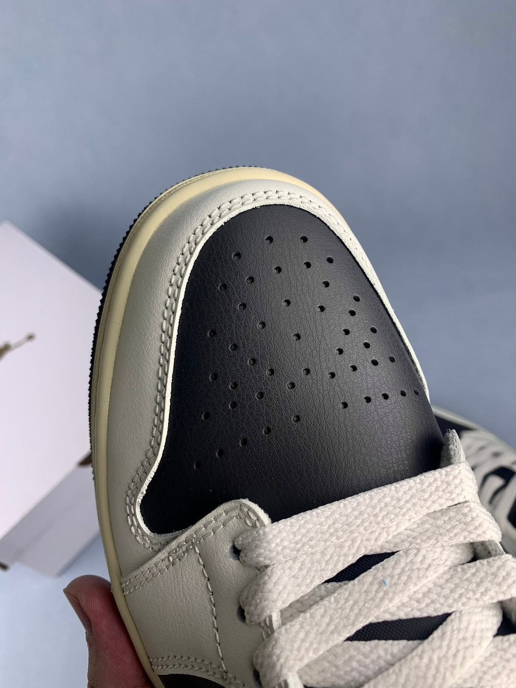 Air Jordan 1 Low Black/Green Unisex Sneakers DC0774-001 detail view 6