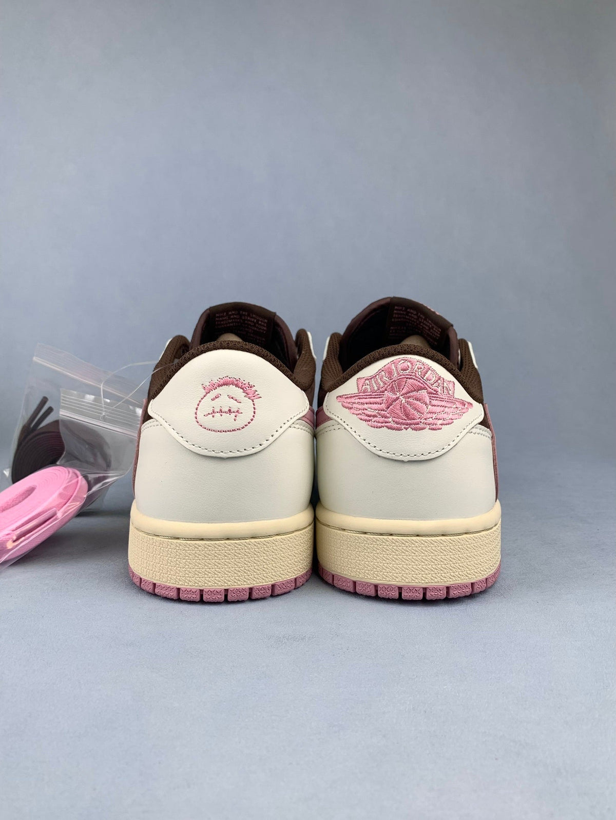 Air Jordan 1 Low OG Dark Pony Unisex Sneakers DZ4137-206 detail view 5