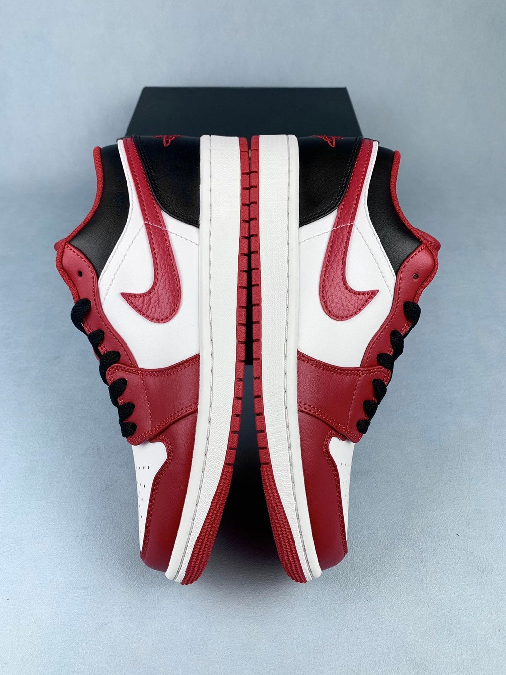 Air Jordan 1 Low Signature Colorway 29 Unisex Sneakers detail view 3