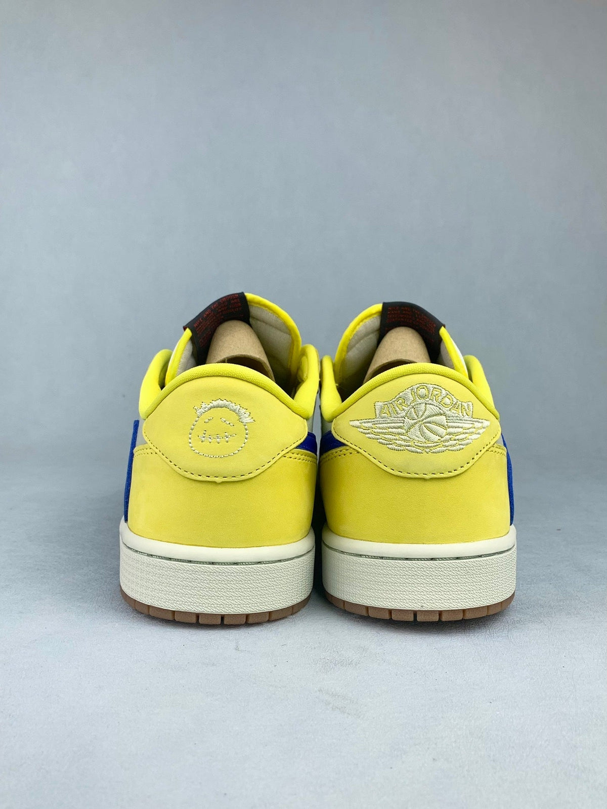 Air Jordan 1 Low OG Reverse Olive Unisex Sneakers DZ4137-700 detail view 6
