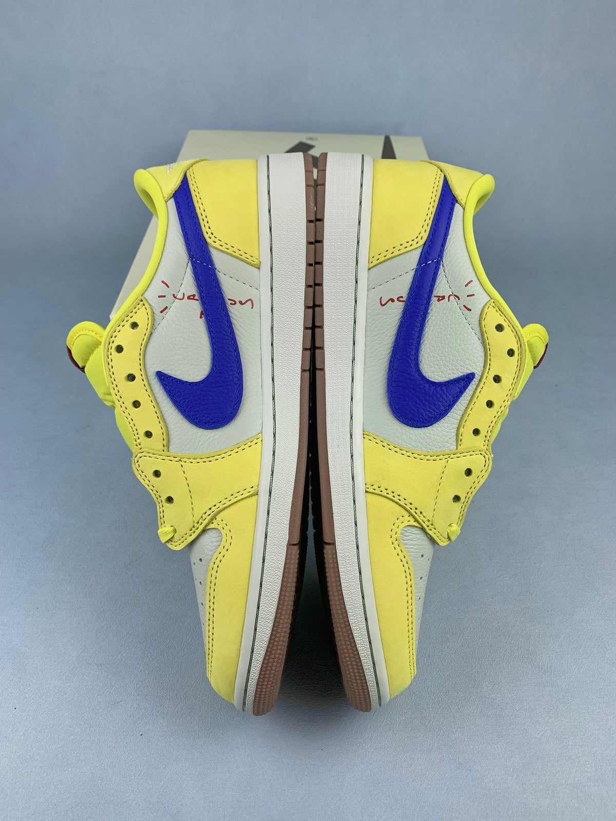 Air Jordan 1 Low OG Reverse Olive Unisex Sneakers DZ4137-700 detail view 3