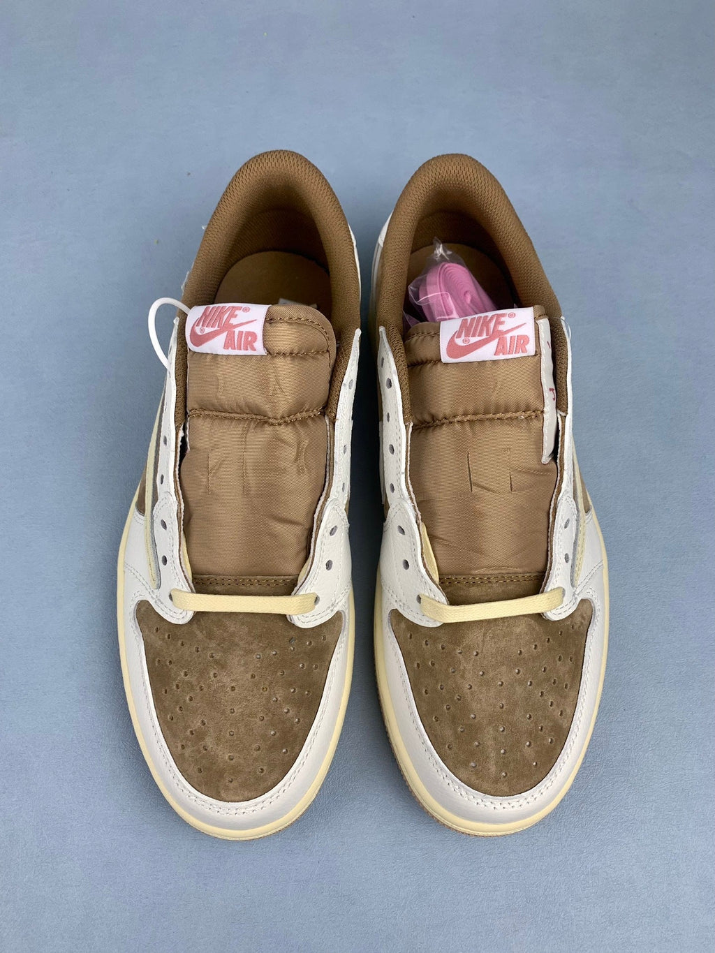 Air Jordan 1 Low OG Sail/Shy Pink Mocha Pink Unisex Sneakers DM7866-106 detail view 4