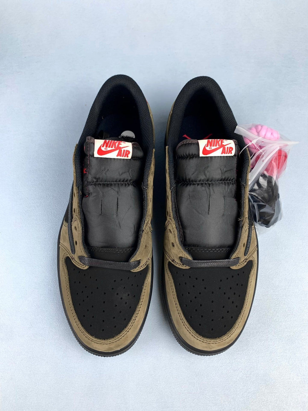 Air Jordan 1 Low OG SP Velvet Brown ts Unisex Sneakers DM7866-202 detail view 4
