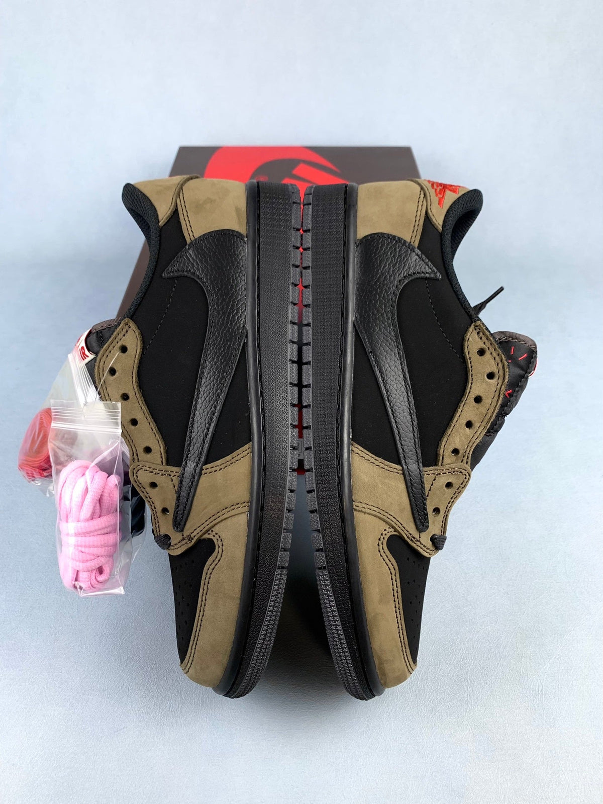 Air Jordan 1 Low OG SP Velvet Brown ts Unisex Sneakers DM7866-202 detail view 3