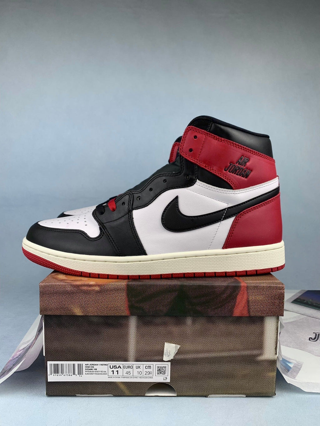 Air Jordan 1 High - Unisex Sneakers Style 48 detail view 2