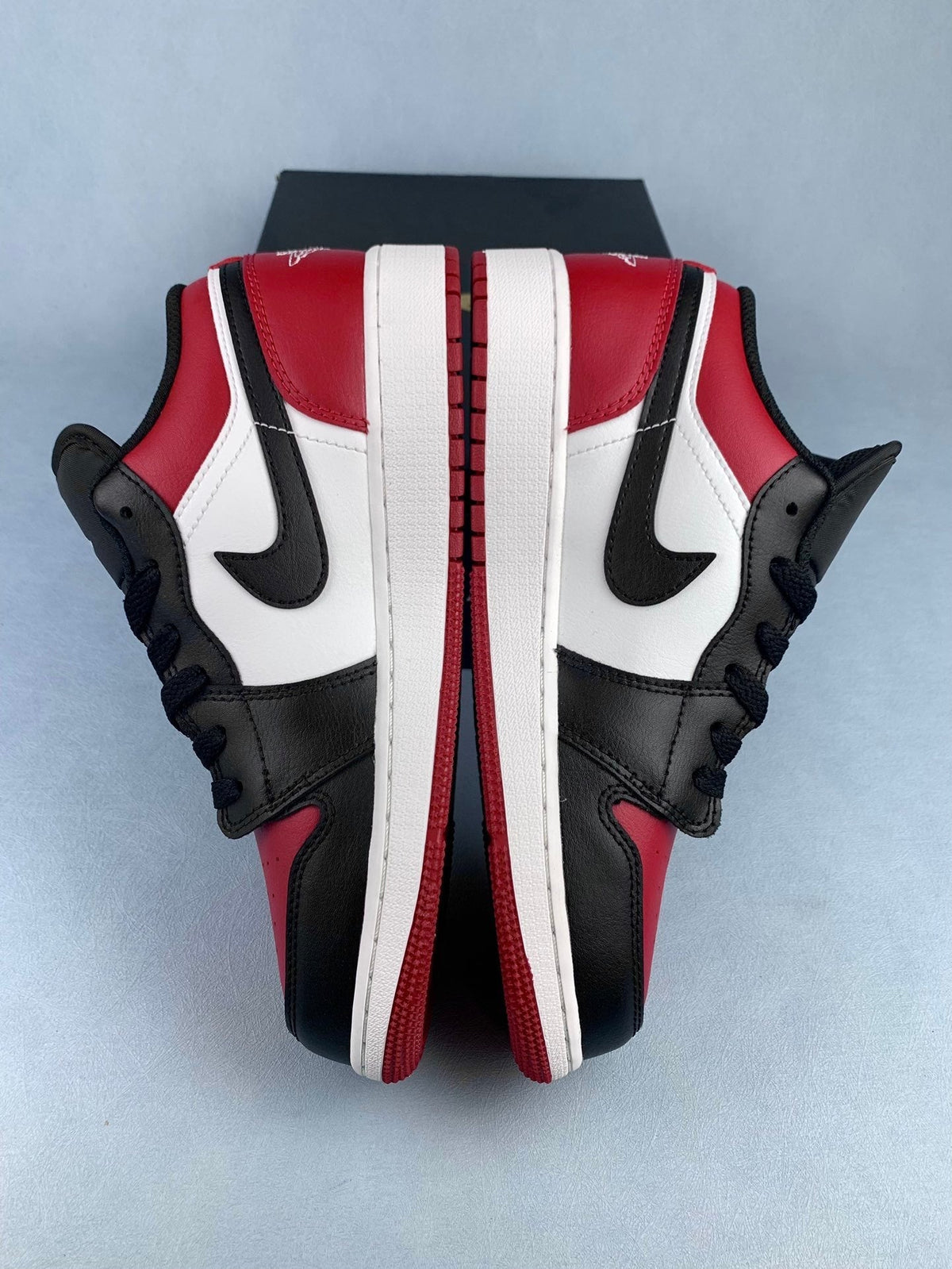 Air Jordan 1 Low Black/Red Toe 553558-161, 553560-612 Unisex Sneakers detail view 3