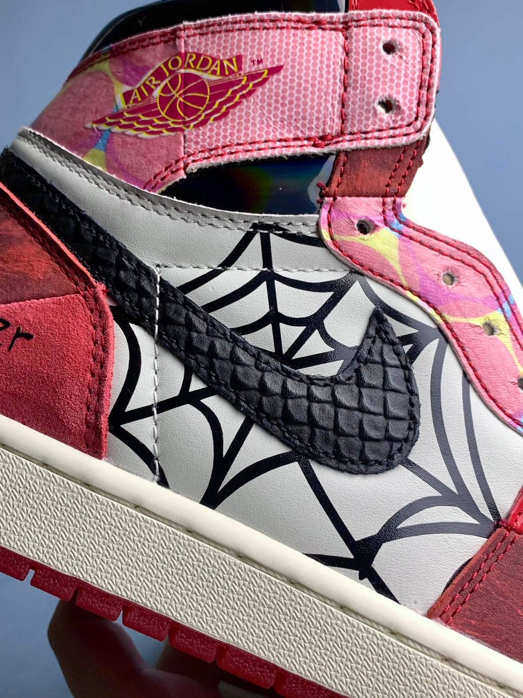Air Jordan 1 High Next Chapter Spider-Man 2.0 Unisex Sneakers DV1748-601 detail view 6