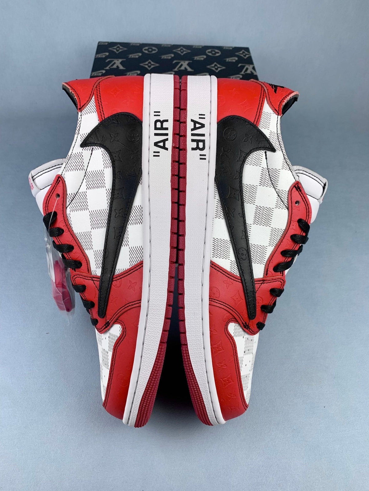 Air Jordan 1 Low Chicago Collaboration Unisex Sneakers DZ2403-006 detail view 3