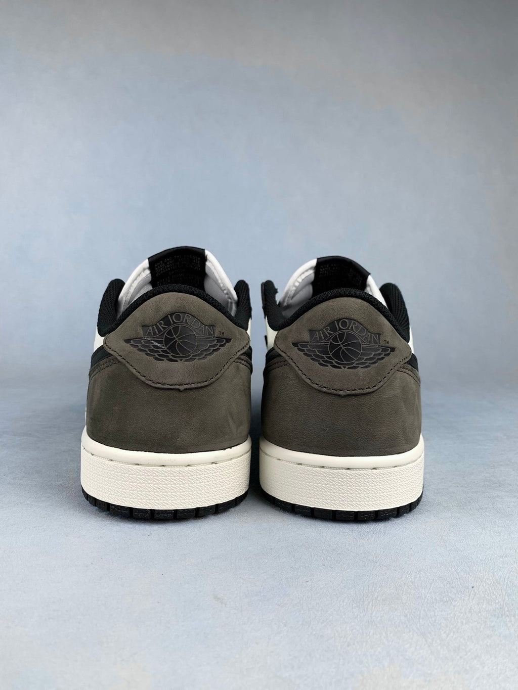 Air Jordan 1 Low Mocha Unisex Sneakers CZ0790-102 detail view 5