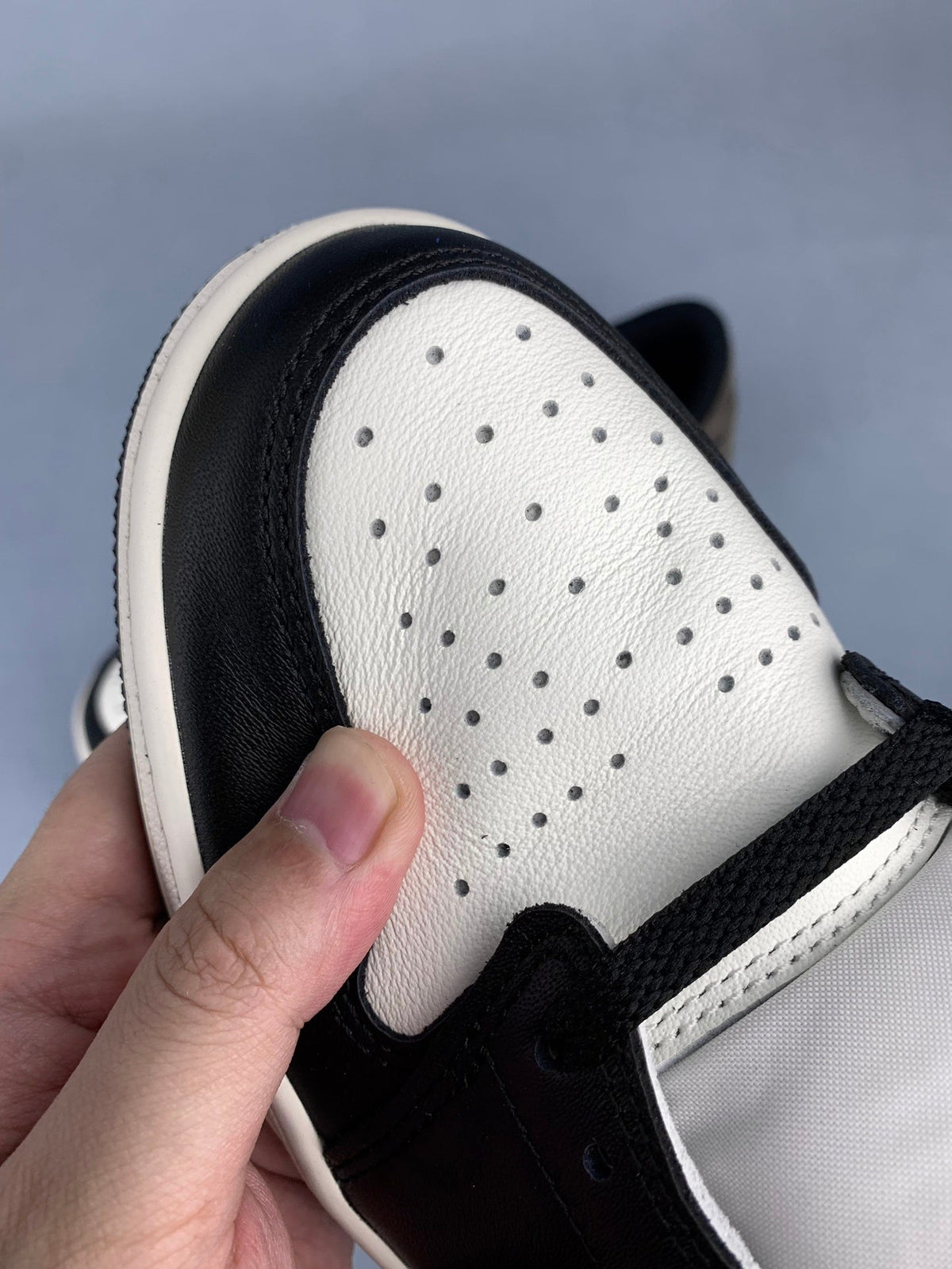 Air Jordan 1 Low Mocha Unisex Sneakers CZ0790-102 detail view 6