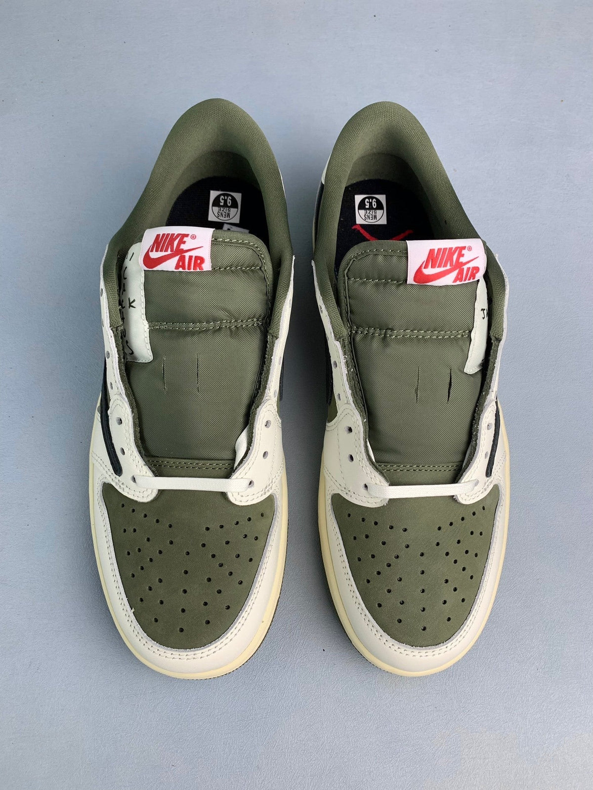 Air Jordan 1 Low x Travis Scott Medium Olive 9.0 Unisex Sneakers DM7866-200 detail view 4
