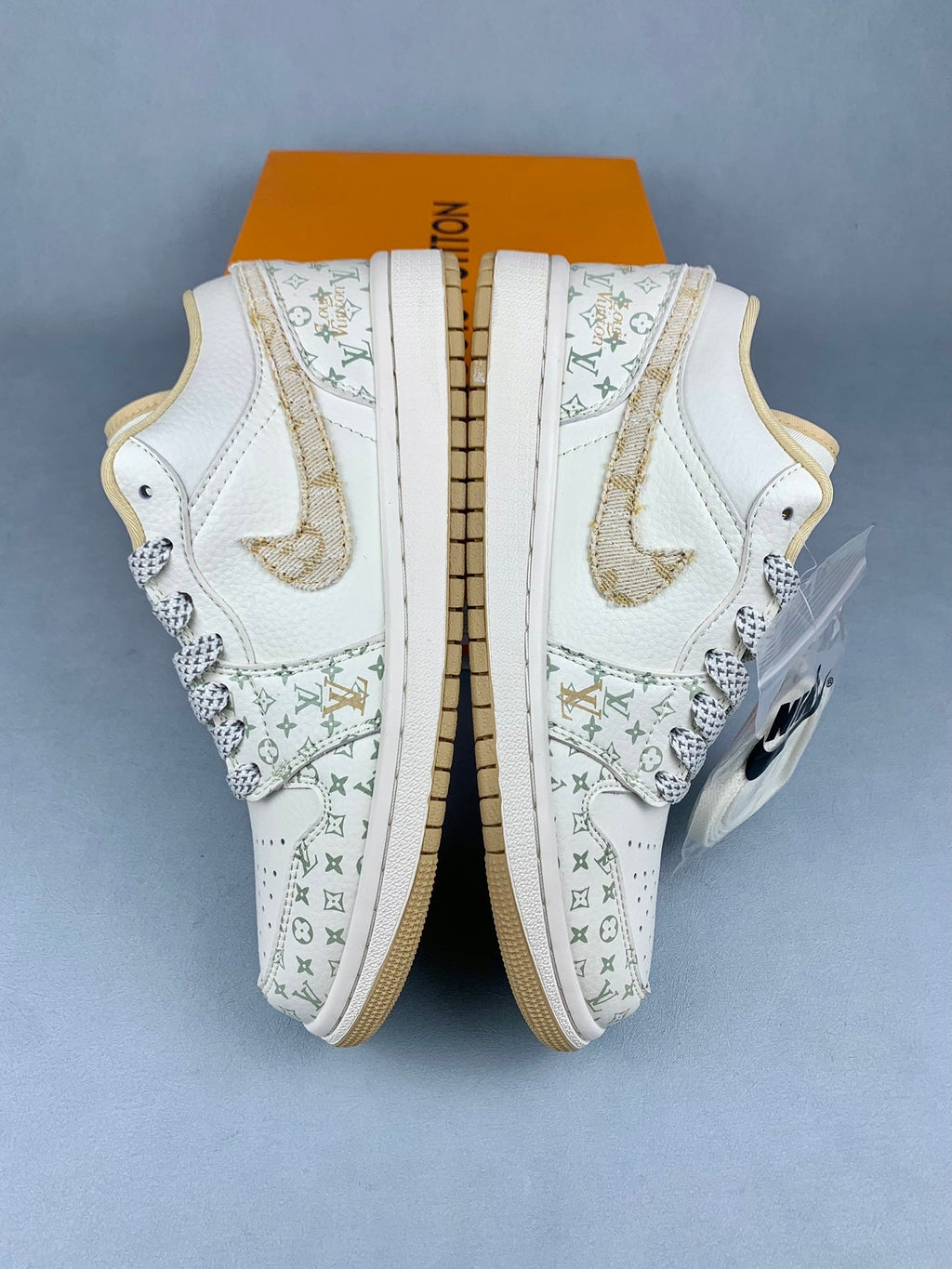 Air Jordan 1 Low LV Collaboration Printed Khaki Unisex Sneakers SJ9950-004 detail view 3