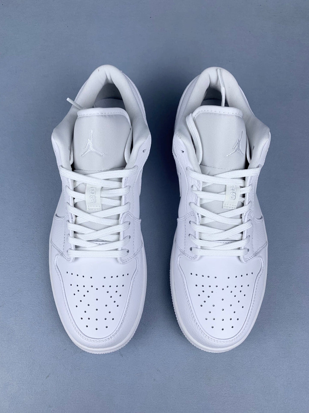 Air Jordan 1 Low All-White 553558-130 Unisex Sneakers detail view 4