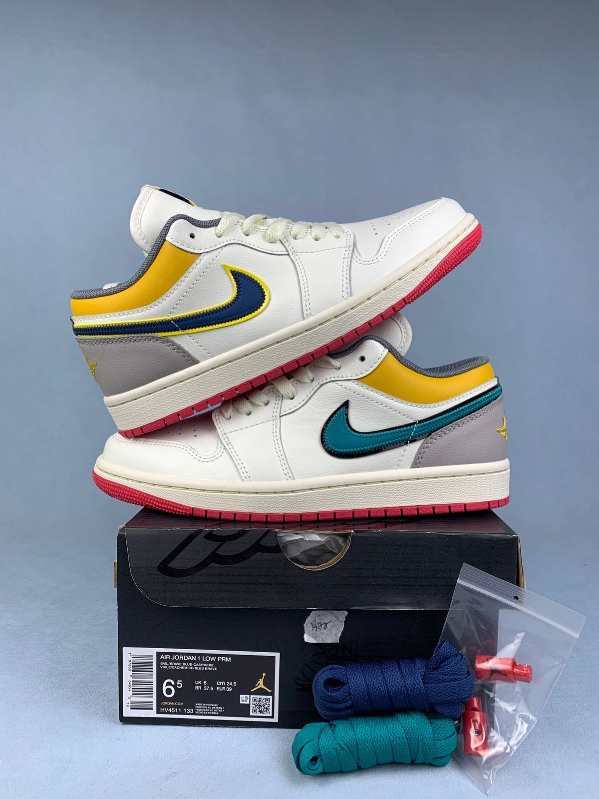 Air Jordan 1 Low Mandarin Duck Sails White Unisex Sneakers HV4511-133 detail view 2