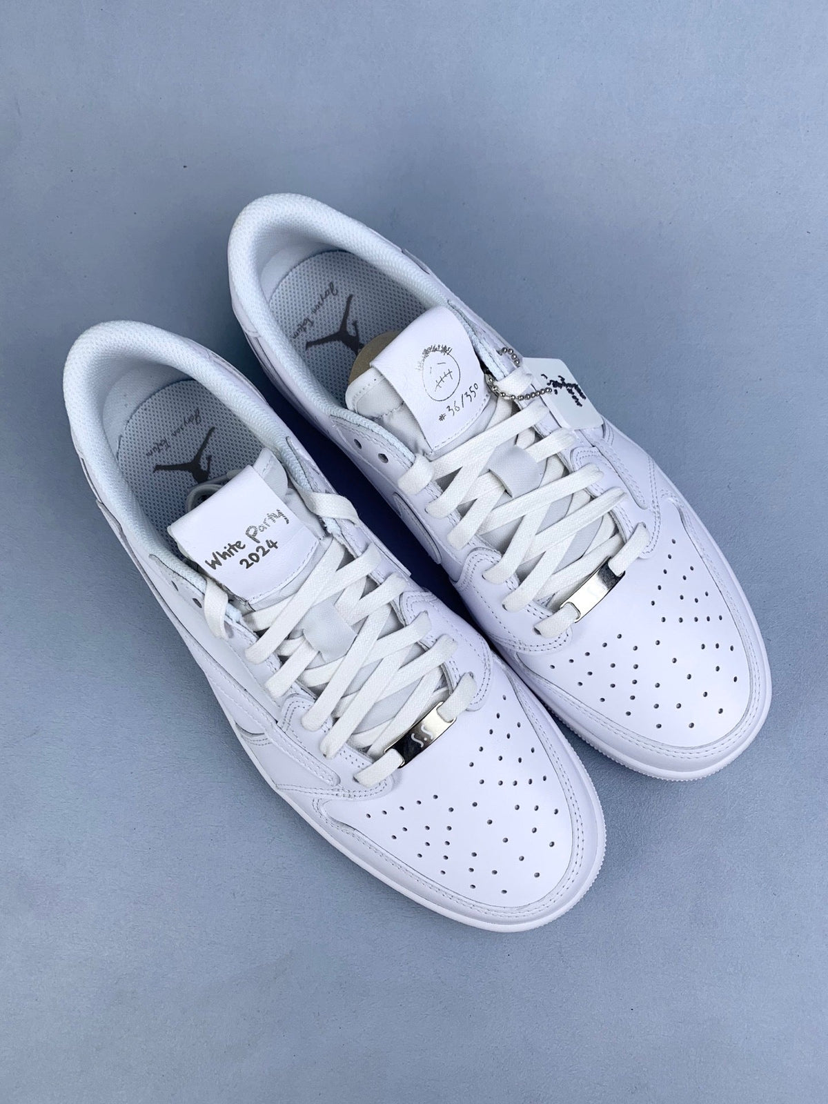 Air Jordan 1 Low OG SP White Reverse Swoosh Unisex Sneakers TD1228-111 detail view 4