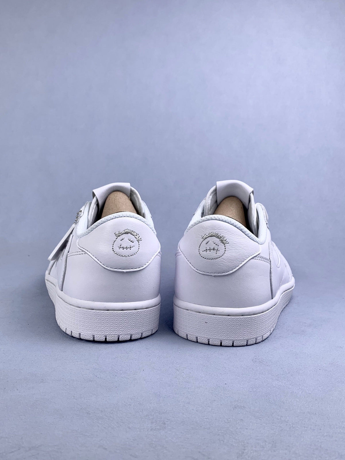 Air Jordan 1 Low OG SP White Reverse Swoosh Unisex Sneakers TD1228-111 detail view 5
