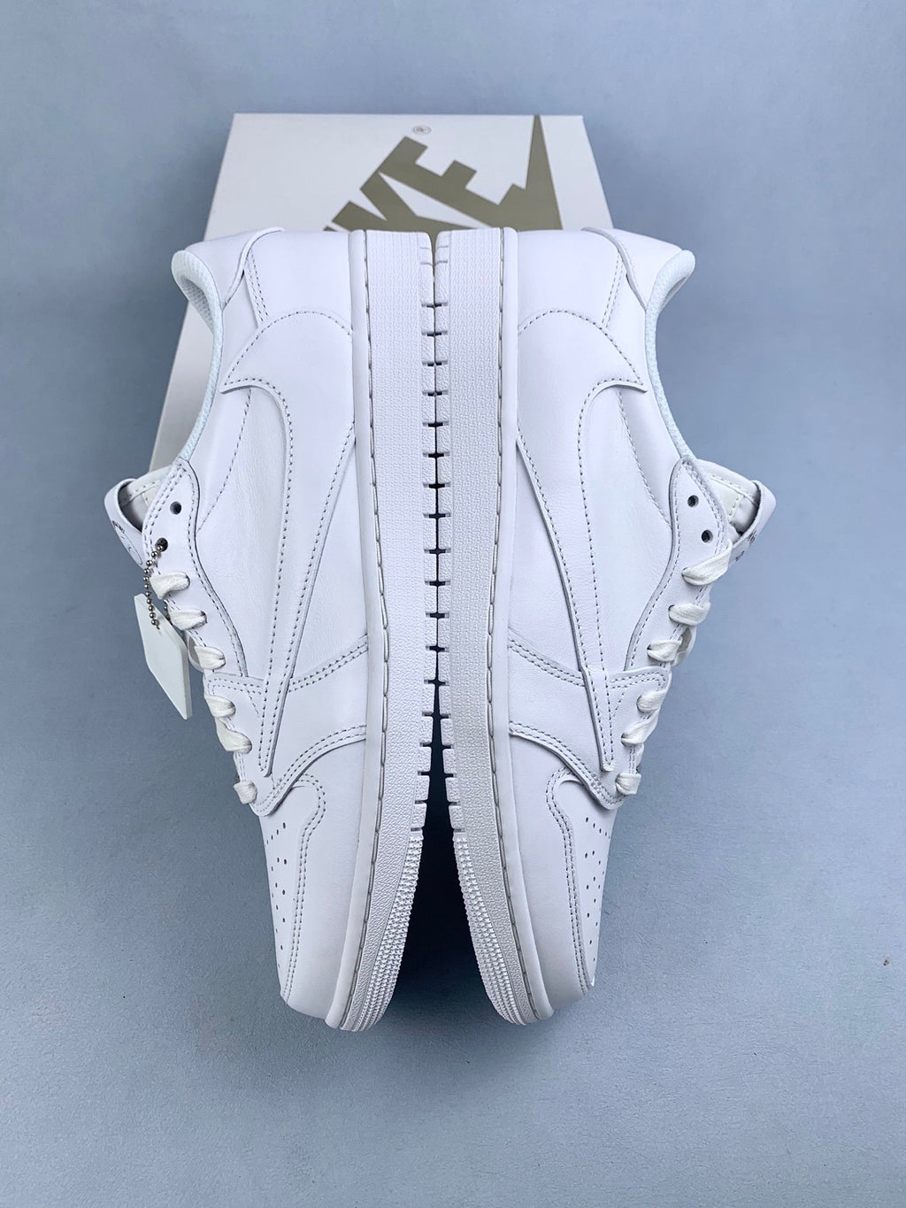 Air Jordan 1 Low OG SP White Reverse Swoosh Unisex Sneakers TD1228-111 detail view 3