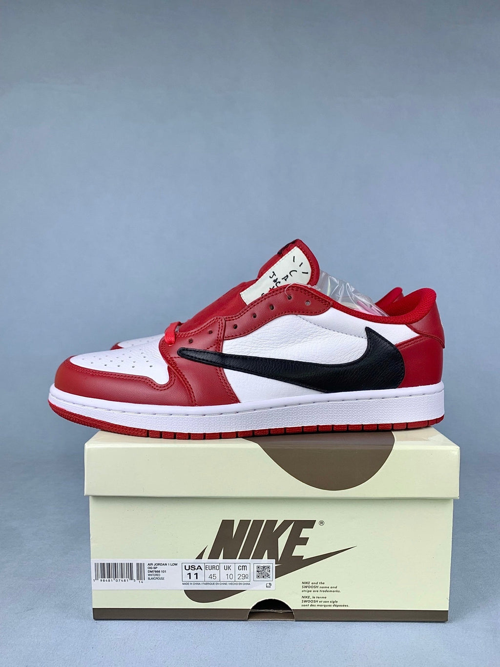 Air Jordan 1 Low Chicago White/Red Unisex Sneakers DM7866-101 detail view 2