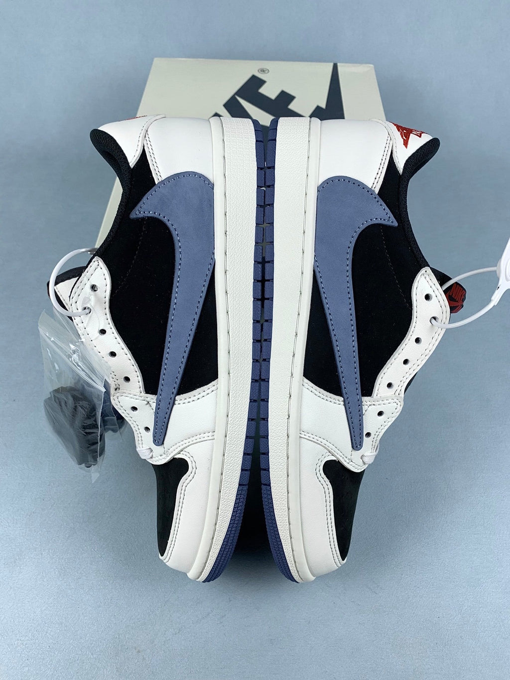 Air Jordan 1 Low Black/Blue Unisex Sneakers DM7866-040 detail view 3