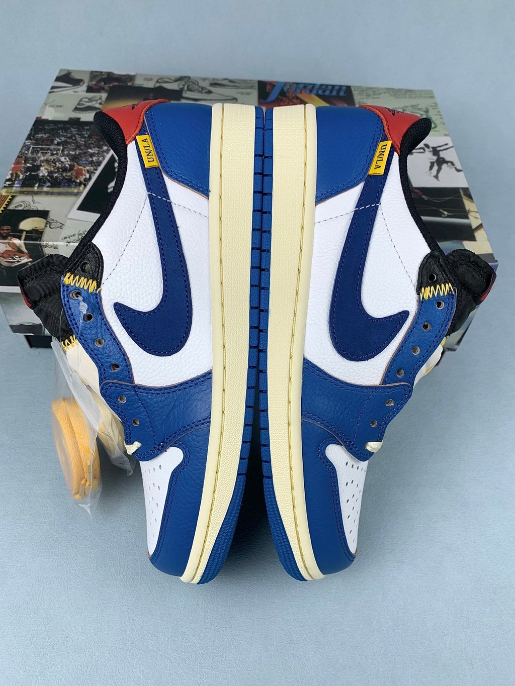 Air Jordan 1 Low un Color-blocked Blue Unisex Sneakers HQ6998-146 detail view 3