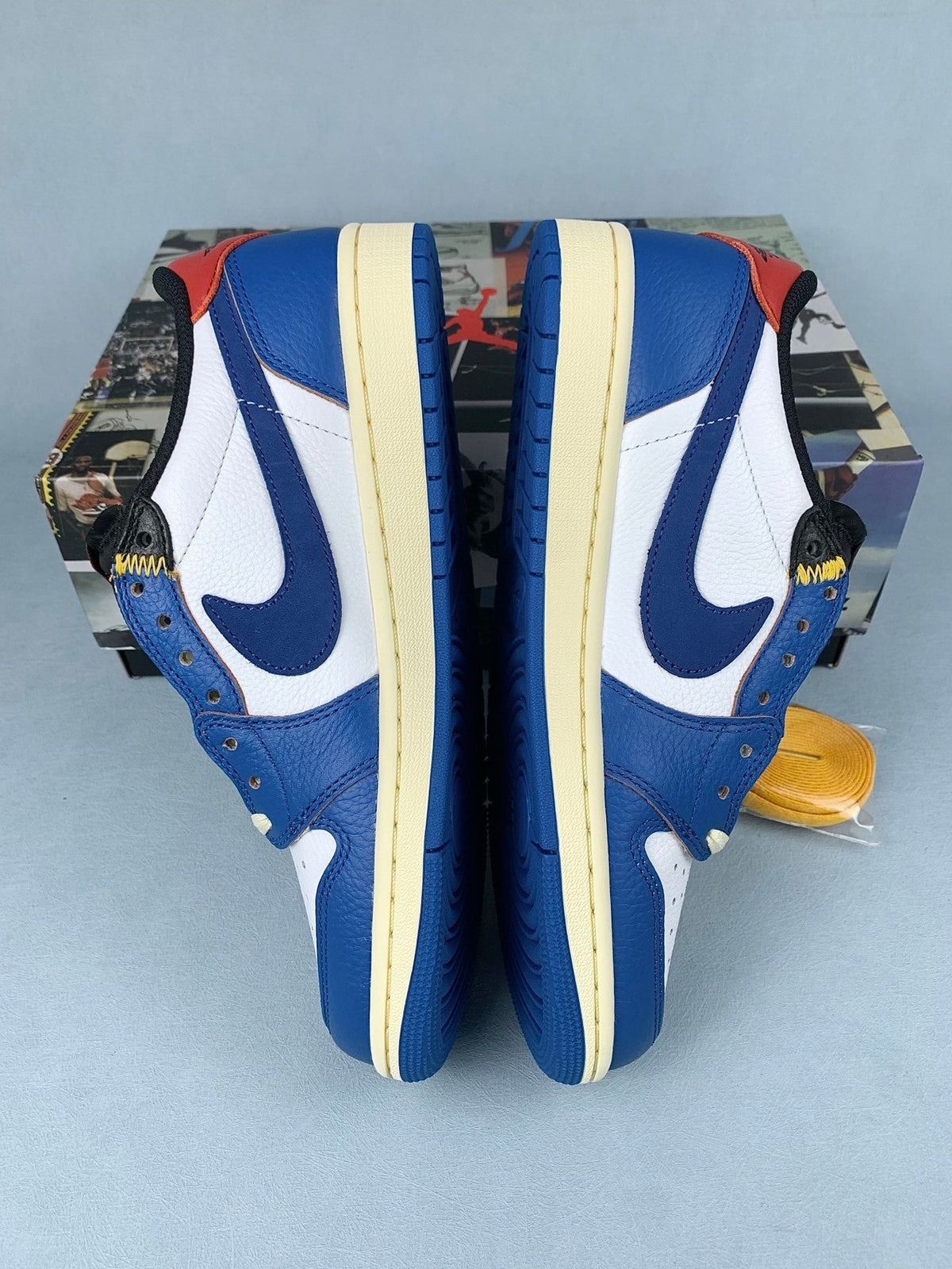 Air Jordan 1 Low un Color-blocked Blue Unisex Sneakers HQ6998-146 detail view 4