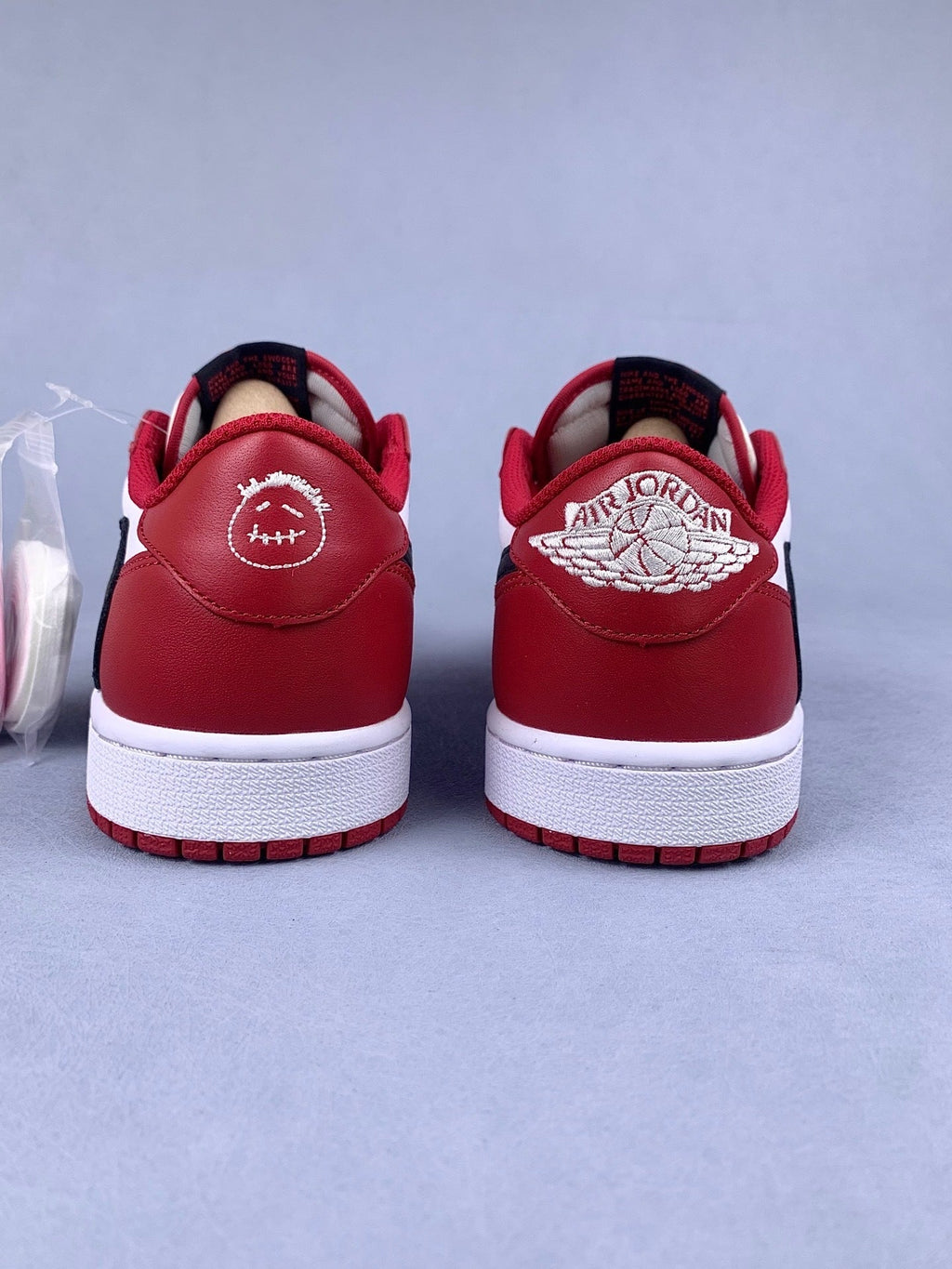 Air Jordan 1 Low Chicago Black/Red Unisex Sneakers DM7866-101 detail view 5